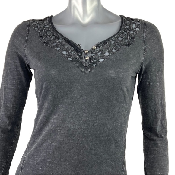 Free People | Luna Cut Out Henley Top Distressed Black size Medium - Picture 3 of 11